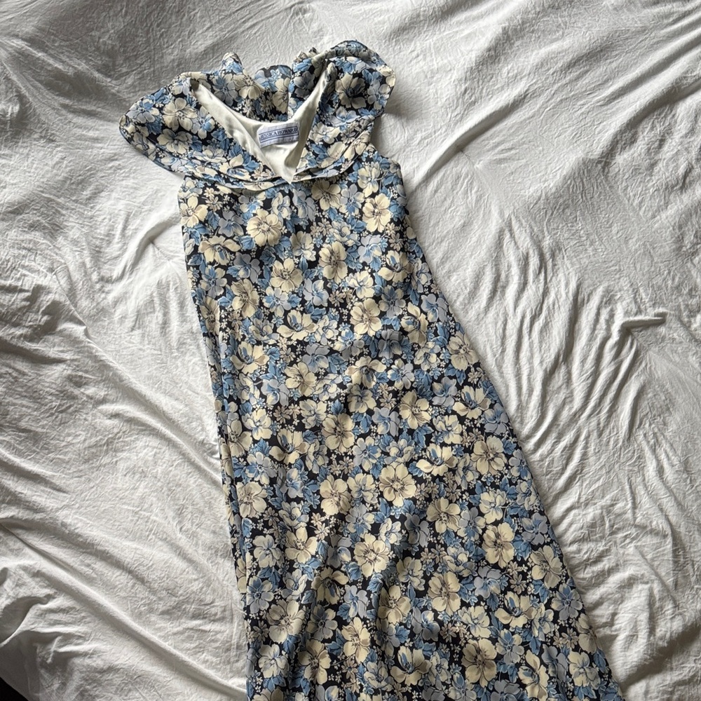 Jessica Howard Blue and Cream Floral Maxi Dress